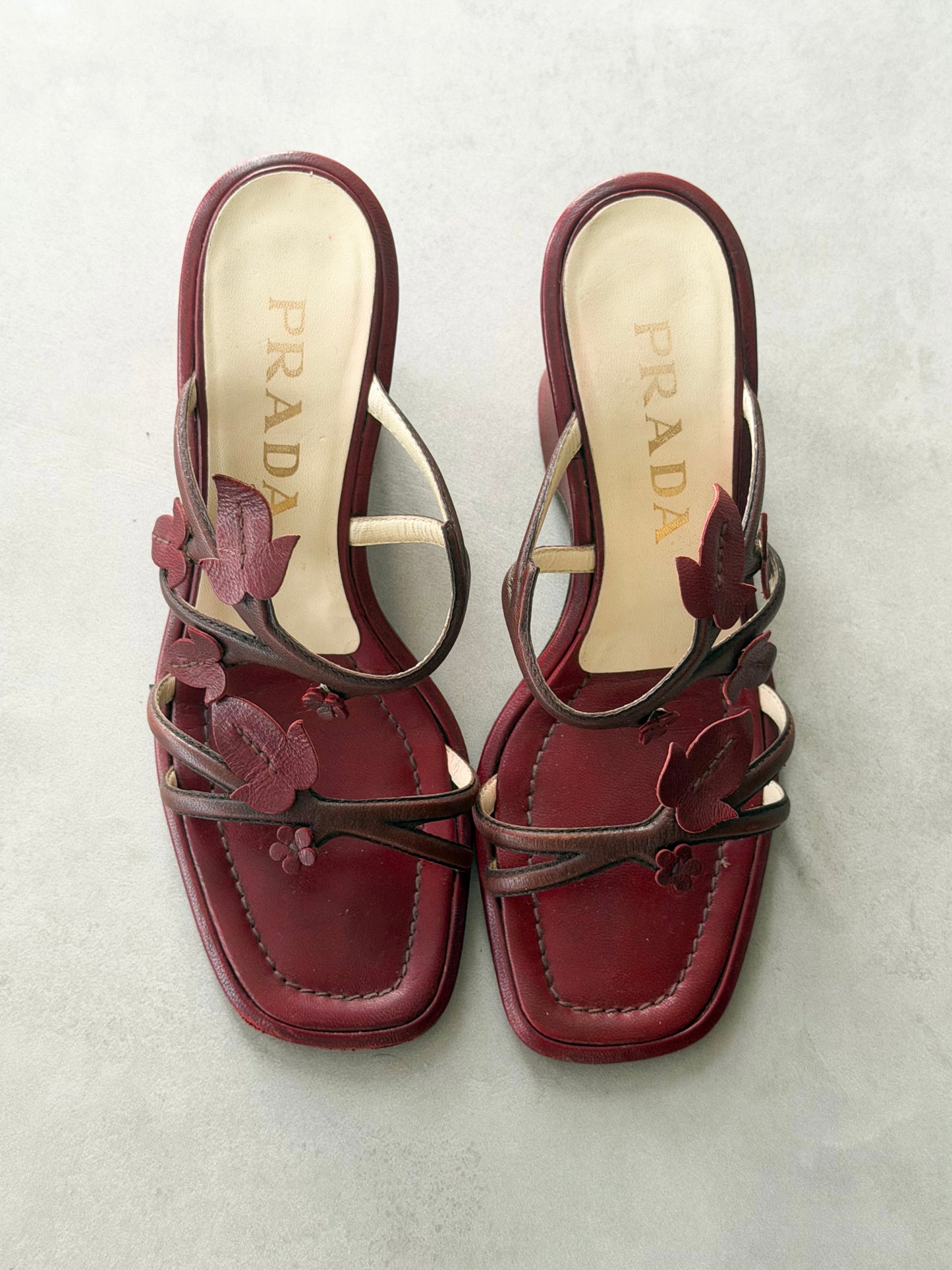 Prada s/s 1997 leather leaf mules