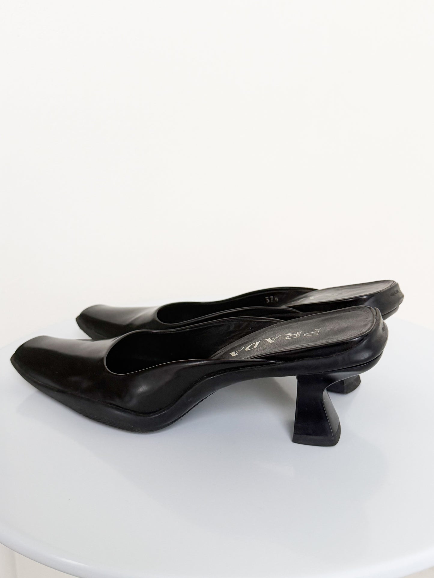 prada f/w 1999 Sculptural leather Mules