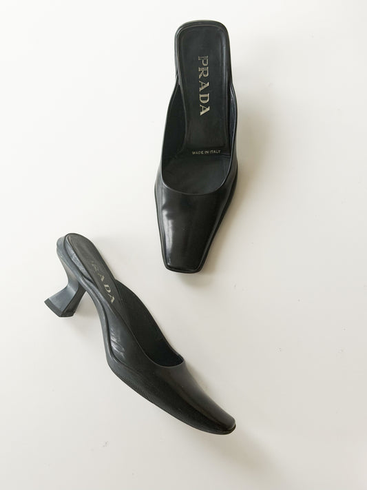 prada f/w 1999 Sculptural leather Mules